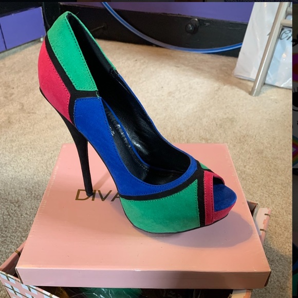Color Block Platform Heels - Picture 2 of 5
